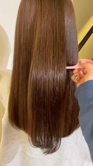 髪質改善.
朝のスタイリングが圧倒的に楽になります◎！
まとまり手触り良くしたい方、是非お任せ下さい‪ 