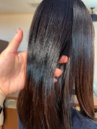 縮毛矯正でサラツヤに
color6.5~7レベルのブラウン 