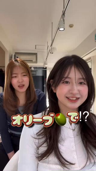 ブリーチなしワンカラー
地毛の明るさ・髪質・赤みを見極め、あなたに合うカラーに似合わせます。
ブリーチはしたくないけど、できるだけ明るく・柔らかく見せたい方におすすめ。
ベージュを軸に、肌なじみのいい自然なカラー設計で、オフィスOKな上品カラーに。
髪の体力を守りながら作る髪質改善カラーで、艶・手触り・色持ち・色落ちまで可愛く仕上げます。
#ブリーチなしカラー
#ワンカラー
#明るめカラー
#オフィスOK
#似合わせカラー
#ベージュカラー
#肌なじみカラー
#色落ちまで可愛い
#艶カラー
#髪質改善カラー