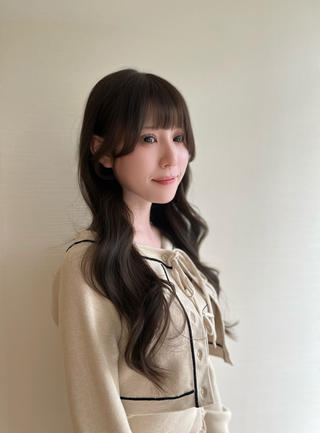 セミロング ♥️透明感×抜け感 ベージュ/佑珠♥️のヘアスタイル