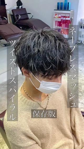 最近刈り上げないスタイルも流行ってますが、それに似合うパーマもオススメですよ