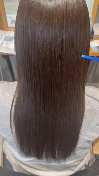 ピンピンのストレートじゃなくて地毛に近い柔らかいストレート