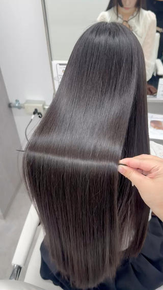 ロング 🕯コバ/レイヤー/ 美髪縮毛🕯のヘアスタイル