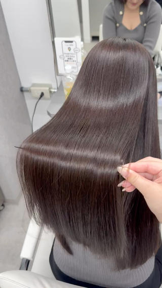 ロング カラー 🕯コバ/レイヤー/ 美髪縮毛🕯のヘアスタイル