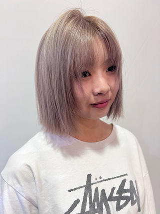 ほんのりピンクのホワイトベージュ