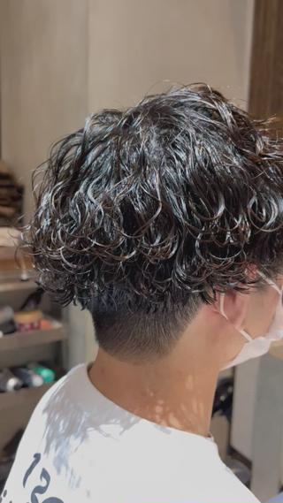 波巻きスパイラルパーマオススメです 