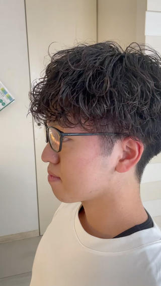 波巻きパーマ
経堂で僕しかやっていません
是非したい方は予約ください