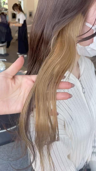 イヤリング ベージュ 