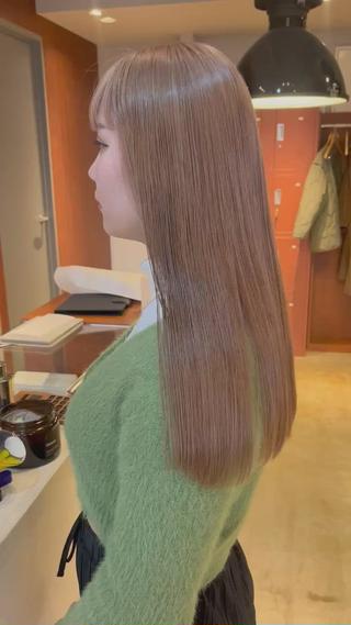 ミルクティーベージュ
ファッションに合わせやすいのでオススメです 