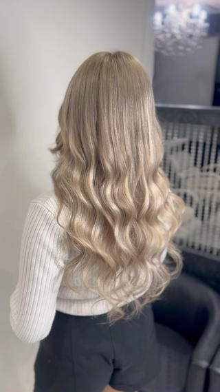 カラー×トリートメント
プルエクステダイヤモンド毛質90本 