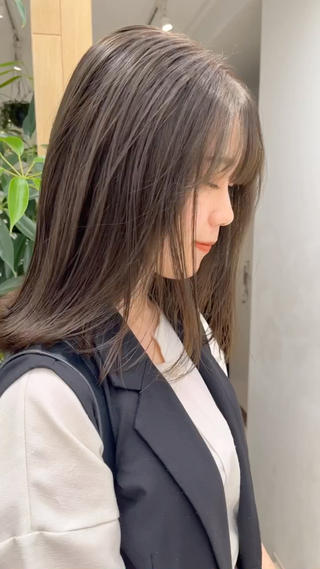 ナチュラル　オリーブ　ベージュ　透明感カラー　
明日ご予約空きあります 