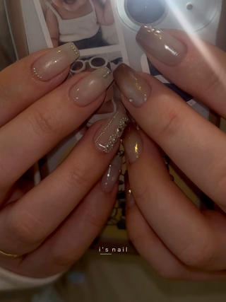 ネイル i's nail 〈アイズネイル〉のネイルデザイン