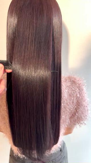 本物の髪質改善を研究し続け、とことんこだわれるようにサロンをオープンし遂に納得のいく髪質改善が完成しました！

様々なメーカー、ブランドから何百種類と出ている髪質改善、トリートメントの薬の中から厳選に厳選を重ね、一人一人違う髪質に対してとことん追求できるよう数十種類の薬剤を揃え、どんな状態の髪に対しても結果の出せるメニューを作りました！
マニュアルはいっさい作らず、お客様一人一人のその時の髪の状態としっかりと向き合って薬を調合させて頂きます！

毛髪理論『ヘアケアマイスター』の資格を持つ鵜澤が、あなたの【頭皮改善】【髪質改善】にトコトン向き合い、トコトンこだわり最高級の美髪へと導きます！ 