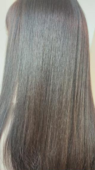 艶髪に憧れている方必見トリートメント効果でツヤサラに！ 