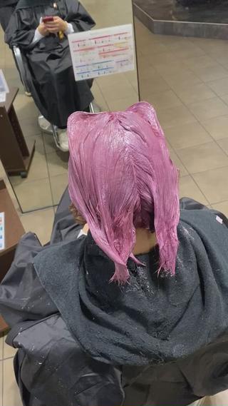 ミディアム ✨ブリーチ/ウルフ/ 心斎橋/横山大樹のヘアスタイル