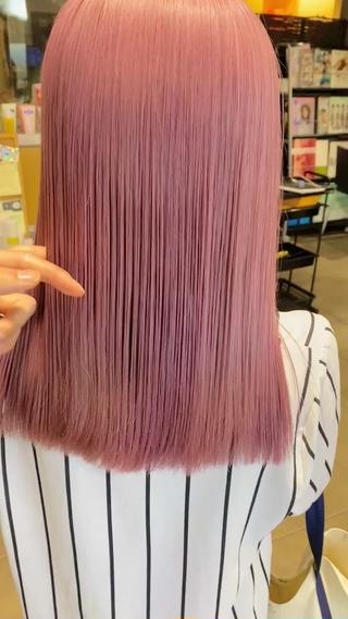 ミディアム ✨ブリーチ/ウルフ/ 心斎橋/横山大樹のヘアスタイル