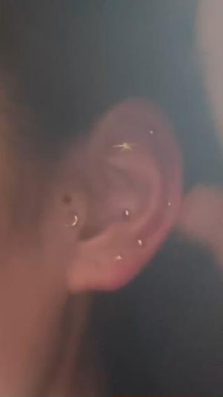 ゴールド♡
キラキラ可愛い
存在感◎
おしゃれ◎
美意識◎ 