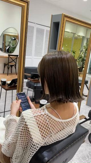 カラー 矯正パーマ、ベージュ ボブカット🫧のヘアスタイル