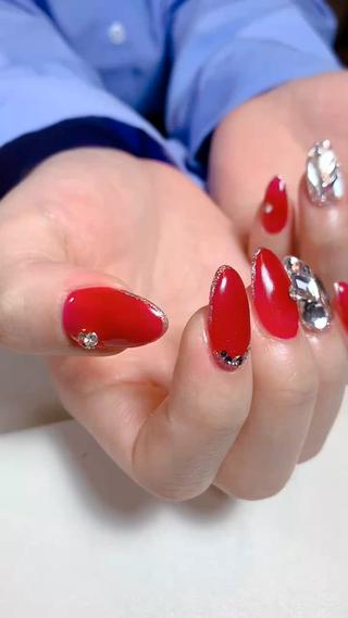 秋の人気カラー
ワインレッド　

埋め尽くしとの相性も抜群です♪ 