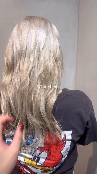 カラー kana /アシスタント/四条のヘアスタイル