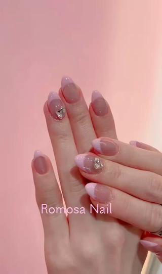 可愛いピンクフレンチネイルデザインです
#フレンチネイル#フレンチ＃可愛いネイル#ピンクフレンチ 