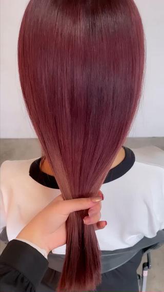 トレンドのカシスピンクカラー︎︎
トリートメントで艶髪に⸜︎⸝