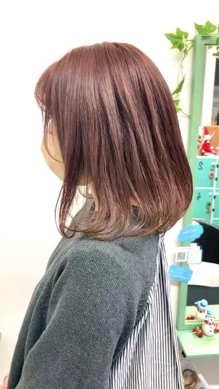 ピンクブラウン࿐✩.˚
オーガニックカラーとトリートメントで
ツヤツヤ髪に！(*ˊ˘ˋ*) 