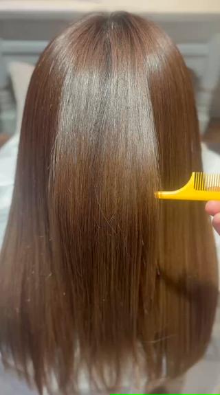 ロング MODEK’s まこ 暖色カラー/艶カラーのヘアスタイル