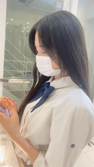 セミロング カラー ヘアアレンジ 赤み消しグレージュ 🫒reonのヘアスタイル