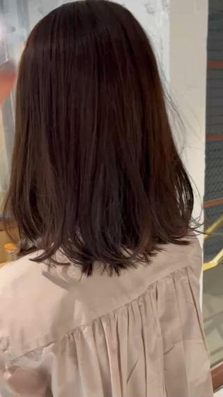 透明感ナチュラルブラウン

光に当たると透け感があってかわいい~ 