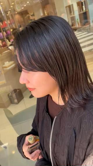 縮毛矯正してもアイロン、コテで巻ける自然な仕上がり
毎朝のセットを楽に