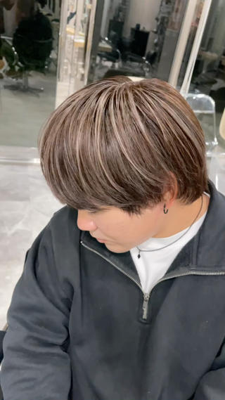 カラー メンズ 上村 光希のヘアスタイル