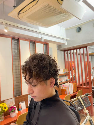 ショート パーマ メンズ テライ ケイショウのヘアスタイル