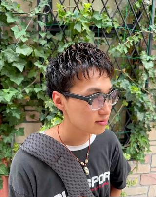 おしゃれ！スパイキーショートフォワードパーマ️ 