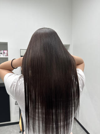 ロング カラー 𝘀𝗮𝗲 ⑅*/ 艶髪/ショートボブのヘアスタイル