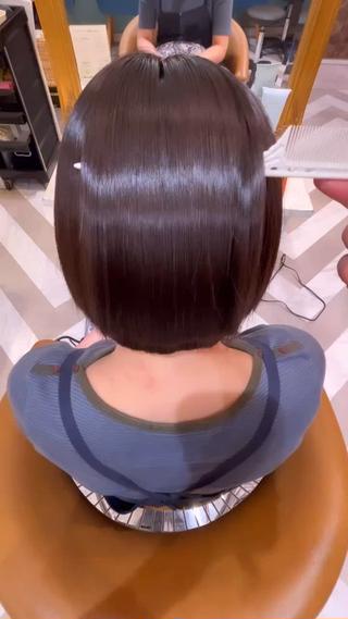 ミディアム カラー 髪質改善【縮毛矯正】 北千住 田邉 澪のヘアスタイル