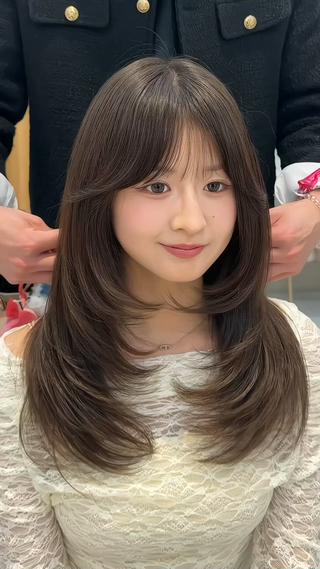 セミロング レイヤー/顔周り /韓国ヘア/TAKUのヘアスタイル