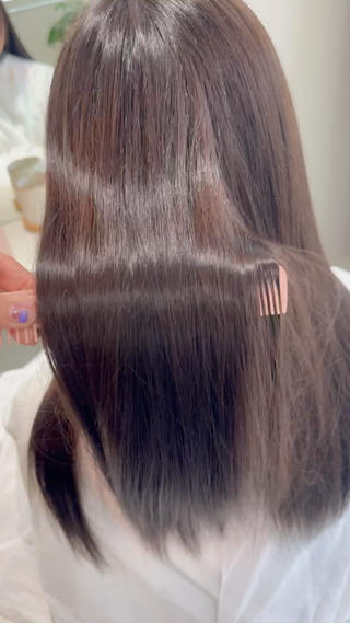 デトックススパで素髪にマイクロバブルでシャンプーで落としきれない毛穴の汚れが落とせます
赤み消しカラーで透明感も
#車道#名古屋#花屋併設#イルミナカラー#デトックススパ