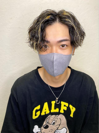 メンズ眉毛！！
メンズは眉毛が1番大事になります！︎︎
印象変えたい方は是非ご来店お待ちしております 