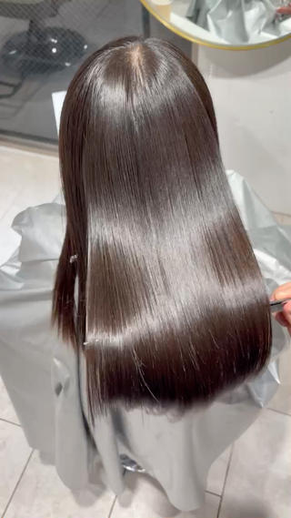 ロング Tia.所属・縮毛矯正/髪質 改善/Keisukeのヘアスタイル