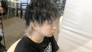 カラー メンズ メンズ レイヤー ウルフ 弓木啓輔のヘアスタイル