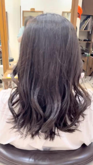 ロングからセミロングへのスタイルチェンジ 