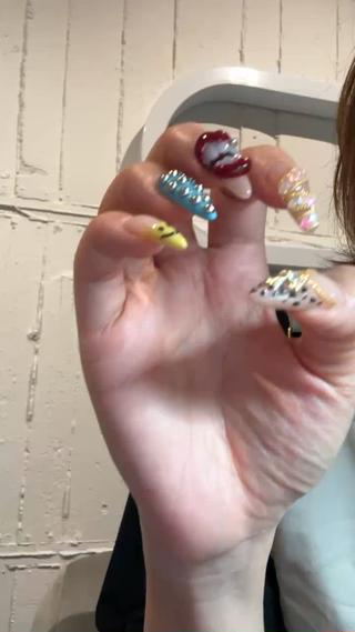 #夏ネイル#ネイル#韓国ネイル#ワンカラネイル#マグネットネイル#フレンチネイル#シンプルデザインネイル#グラデーションネイル#渋谷ネイル 