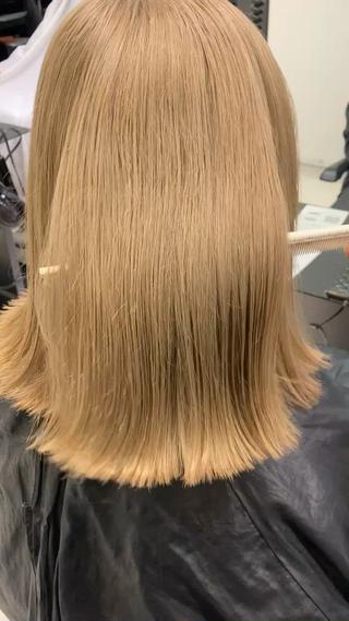 セミロング 💖ブリーチなし透明 感💖ASAHIのヘアスタイル