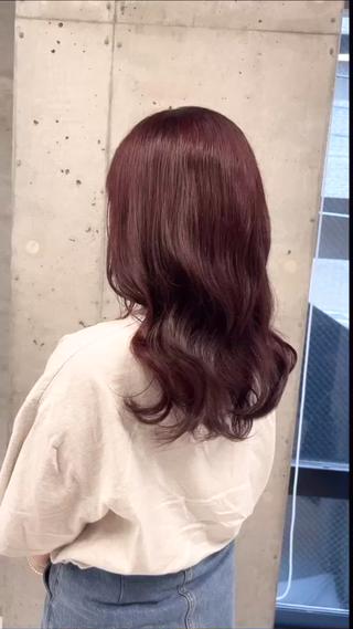 ラベンダーカラー♪
ベースは明るめ茶色です!