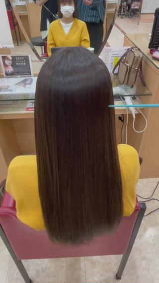 つやつやストレートパーマ
うねりやくせが気になる方にオススメです！！
履歴にもよりますがストレートパーマをかけるだけでとさらさらつやつやになります 