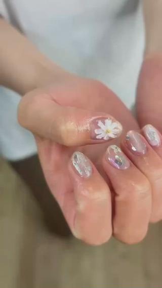 ショート ︎ ユイナのネイルデザイン