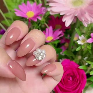 当店自慢のうる艶ネイル
美フォルム作ります 