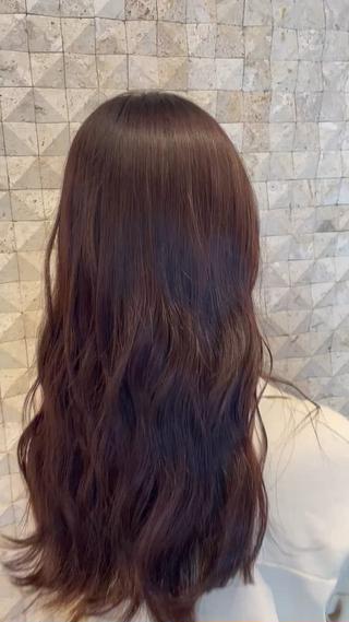 ピンクブラウンカラー♡

さりげないピンクとブラウンで落ち着いたカラー

透明感たっぷりでとってもオススメです︎

動画のお客様は1週間前に酸性ストレートを
させて頂いたのですが、とっても綺麗なままでした

朝を楽にしたい方オススメです♪

ぜひお任せ下さい 