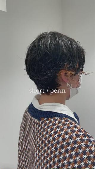 ショートパーマスタイル
襟足の馴染ませや骨格に合わせたパーマを致します◎